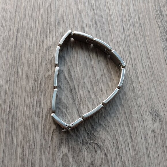 Sabona Bracelet Stainless Steel Links Gold Tone Design Magnets L/XL - Picture 7 of 9